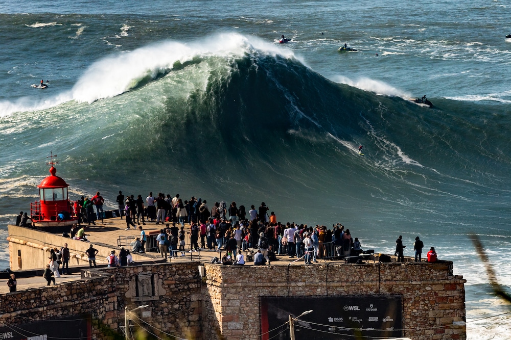 Huge Swell At Nazare